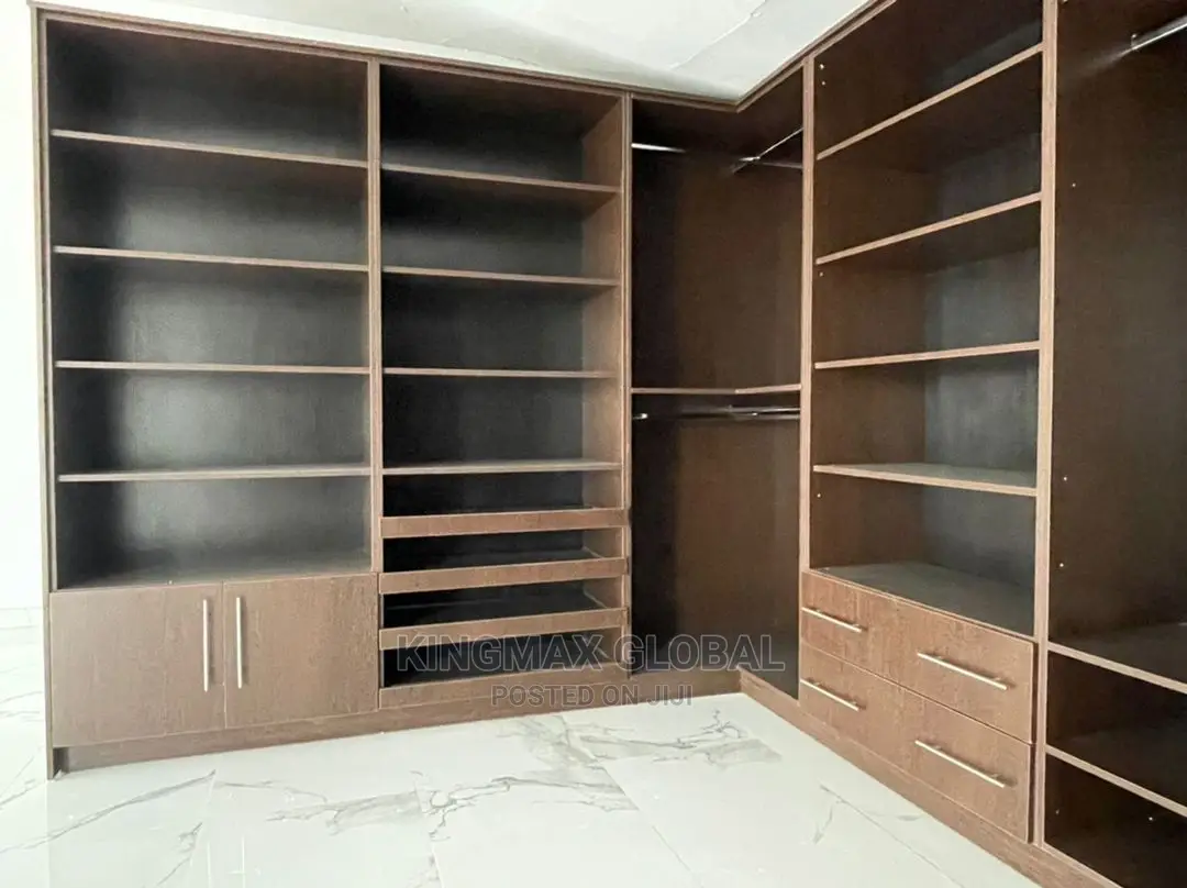 6bdrm Mansion in Ikoyi for sale in Ikoyi