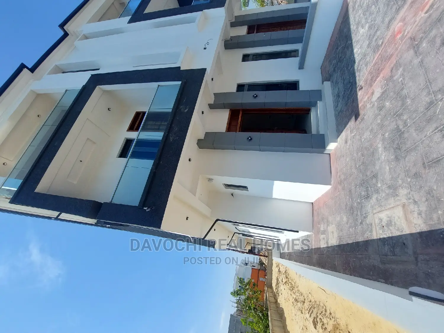 4bdrm Duplex in Chevron Second Toll, Lekki for rent in Lekki