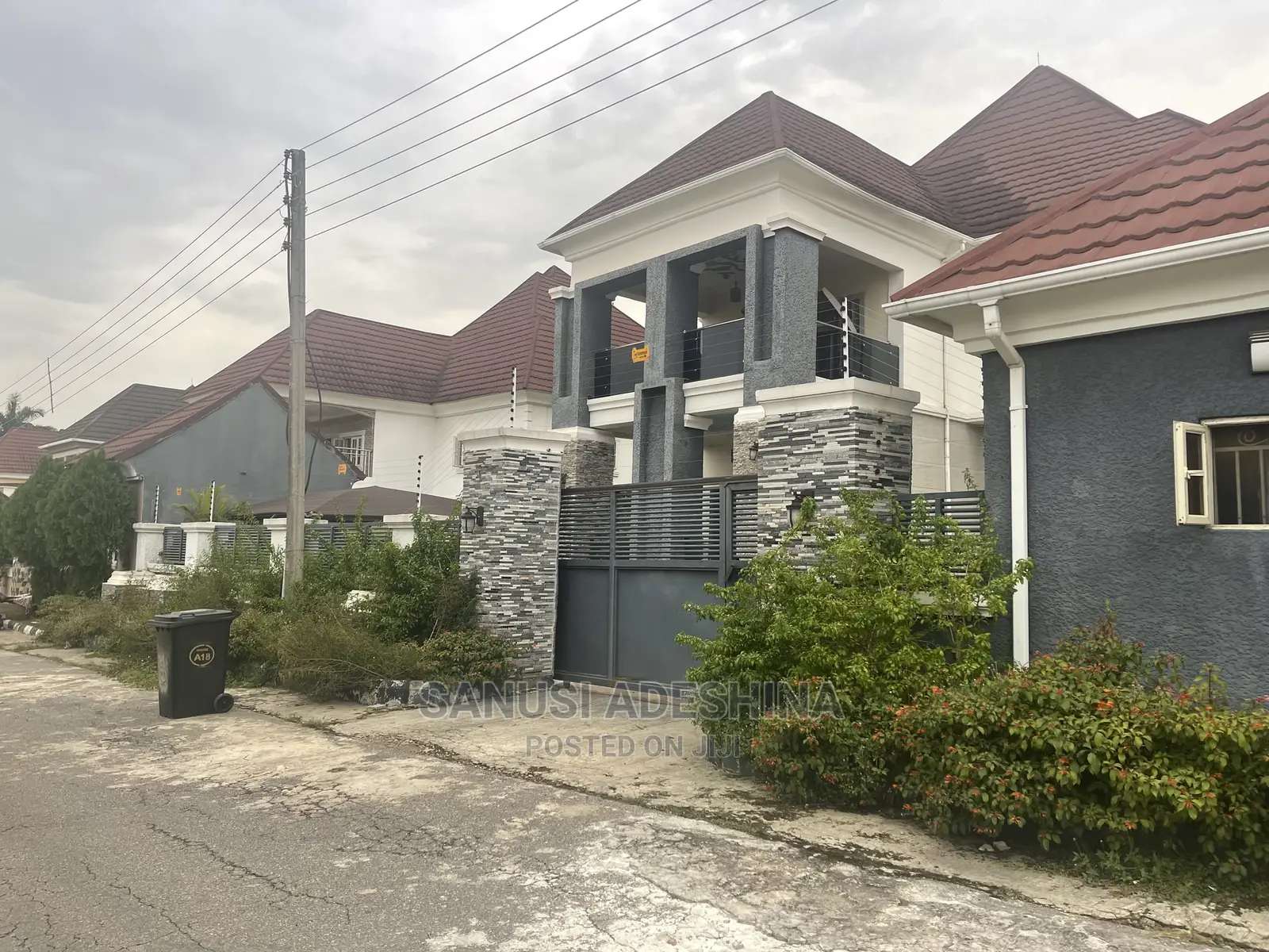 5bdrm Duplex in Life Camp By Brain for sale in Life Camp
