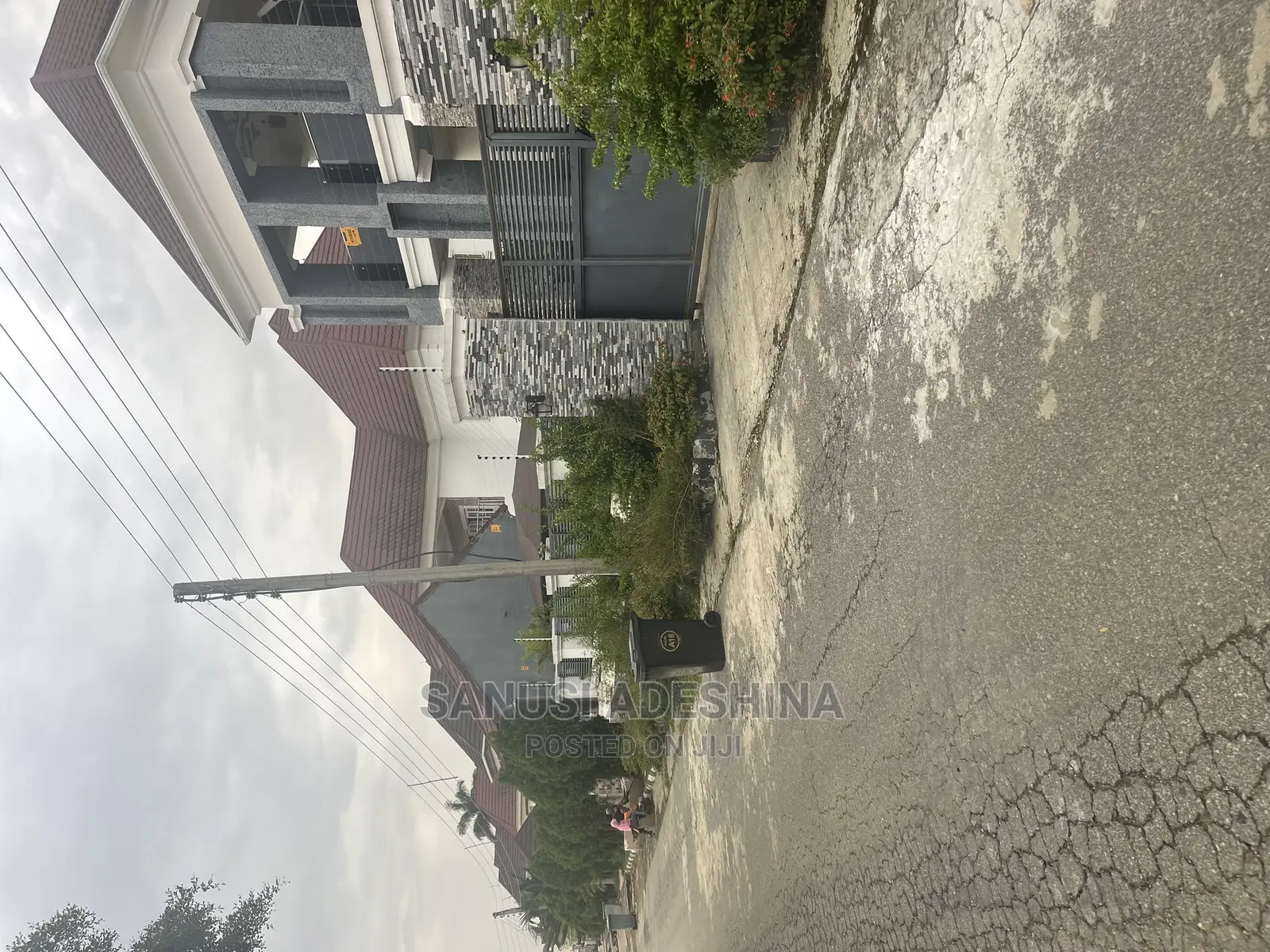 5bdrm Duplex in Life Camp By Brain for sale in Life Camp