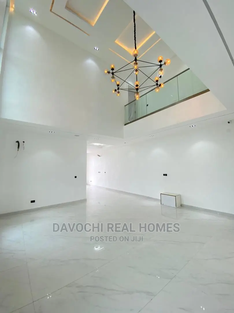 5bdrm Duplex in Lkate Lekki for rent in Lekki