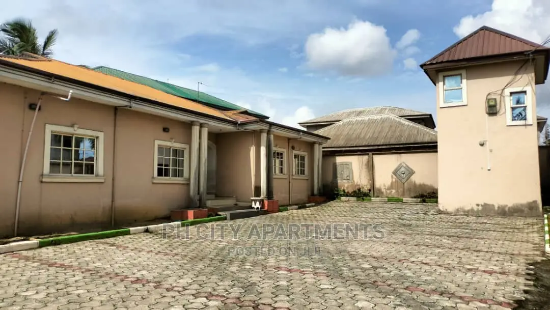 4bdrm Bungalow in Port-Harcourt for rent in Port-Harcourt