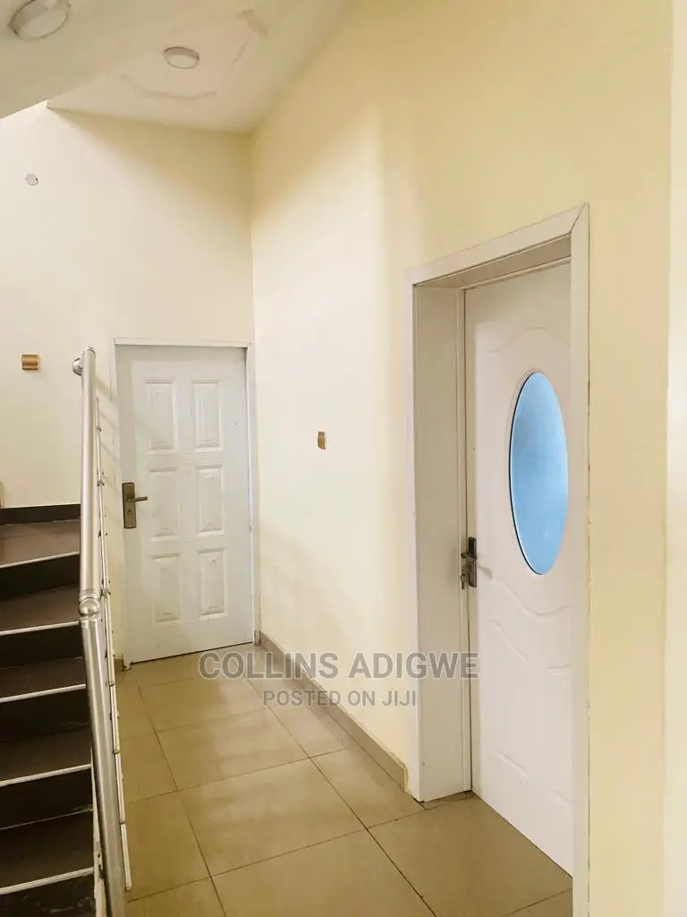 5bdrm Duplex in Thomas Estate, Ajah for sale in Ajah