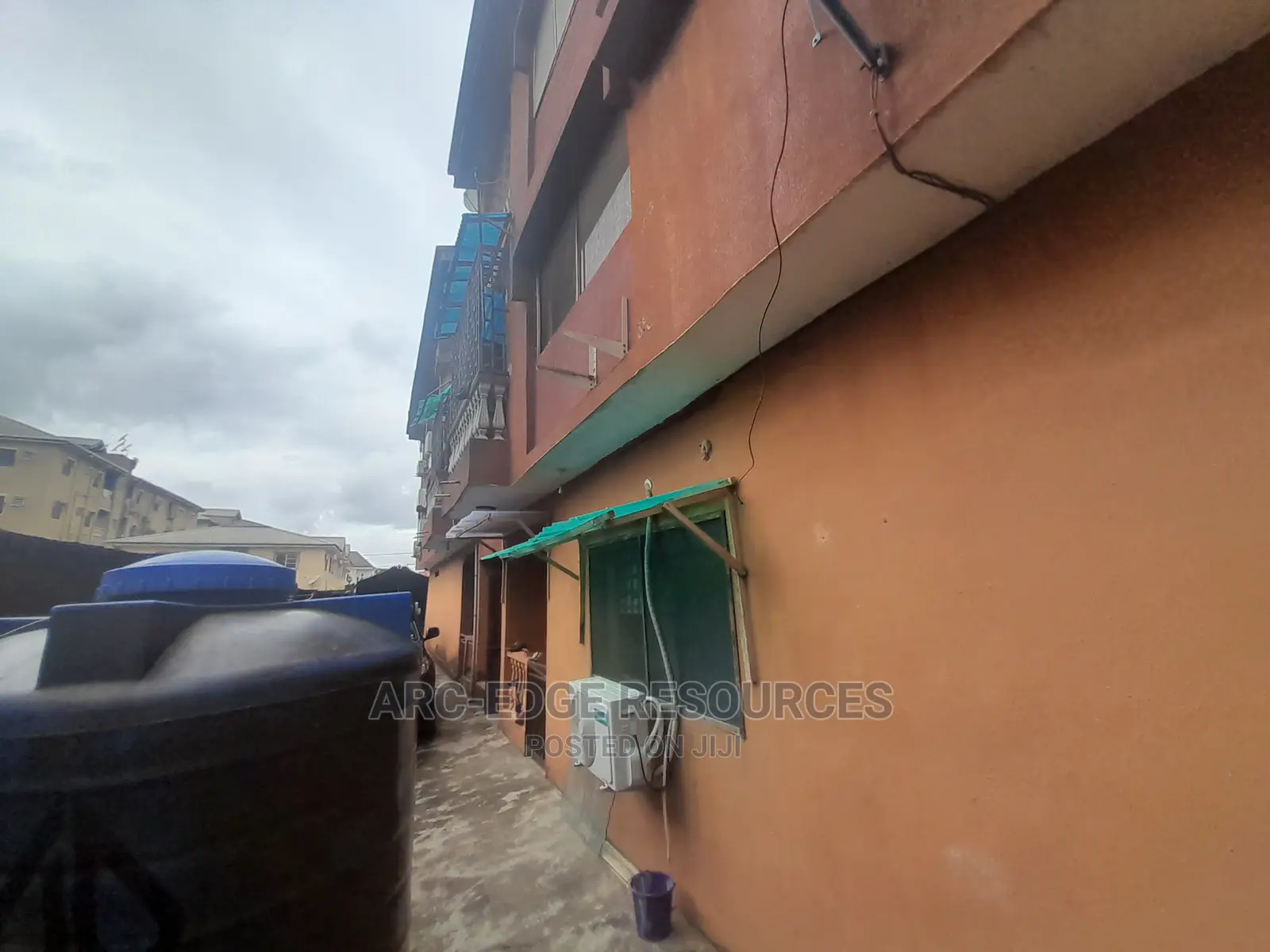 3bdrm Block of Flats in Ago Palace for sale in Ago Palace