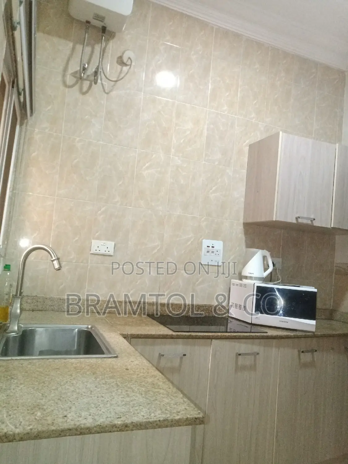 Furnished 2bdrm Block of Flats in Wuse 2 for rent in Wuse 2