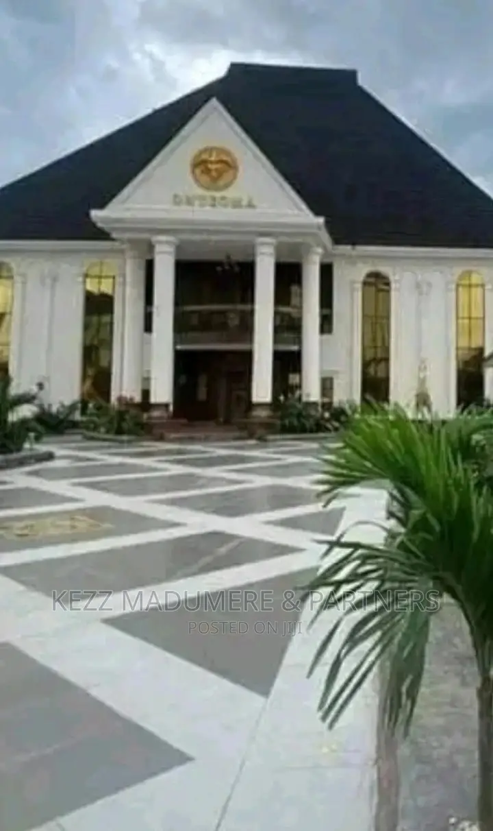 5bdrm Duplex in Inside An Estate,Off, Port-Harcourt for sale in Port-Harcourt