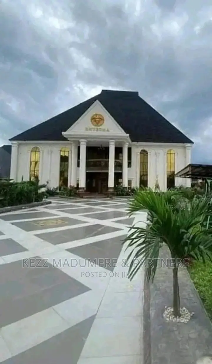 5bdrm Duplex in Inside An Estate,Off, Port-Harcourt for sale in Port-Harcourt