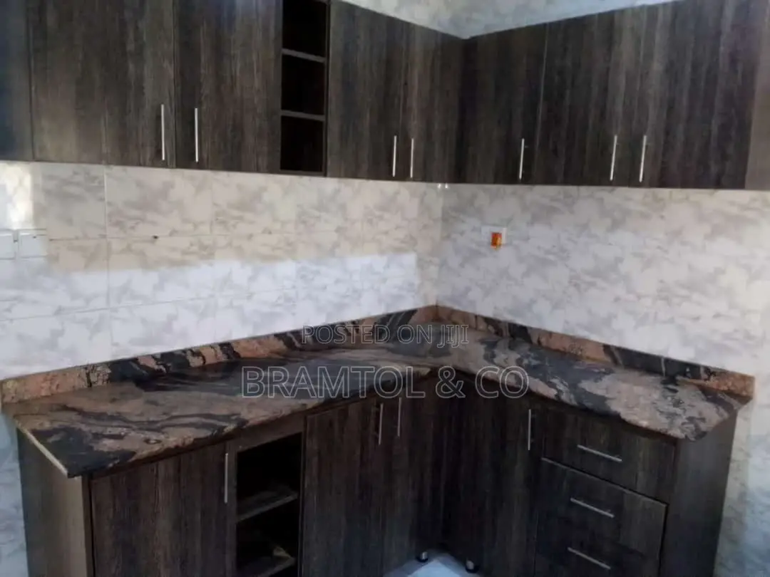 3bdrm Townhouse / Terrace in Idu Industrial for rent in Idu Industrial