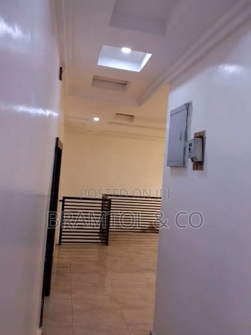 3bdrm Townhouse / Terrace in Idu Industrial for rent in Idu Industrial