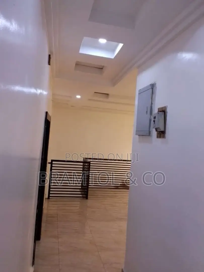 3bdrm Townhouse / Terrace in Idu Industrial for rent in Idu Industrial