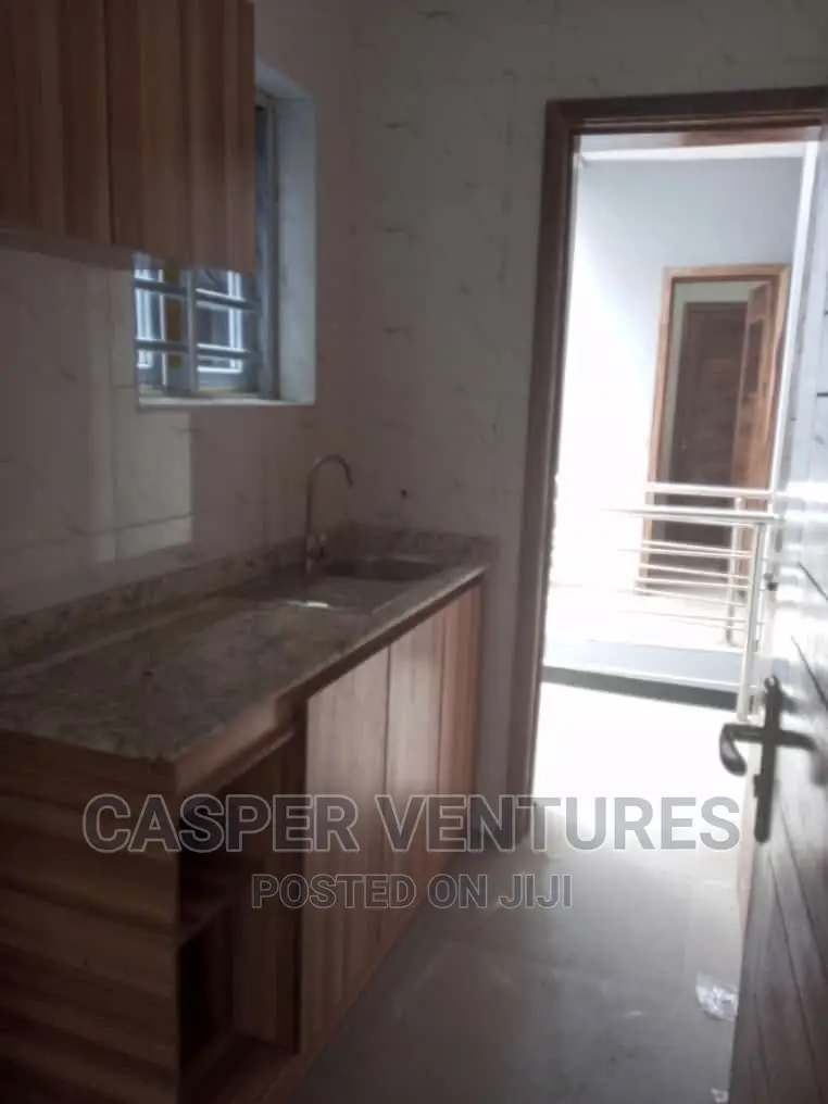 Mini Flat in Ajiran, Agungi for rent in Agungi