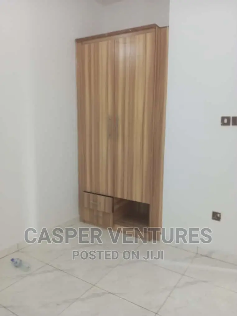 Mini Flat in Ajiran, Agungi for rent in Agungi