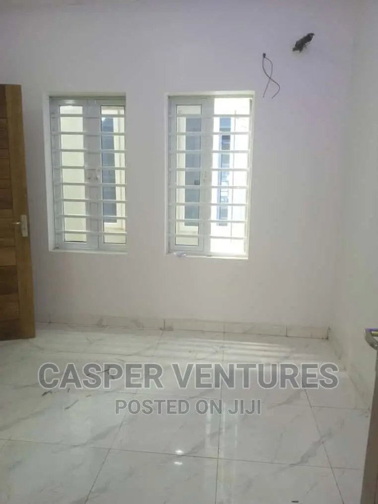 Mini Flat in Ajiran, Agungi for rent in Agungi
