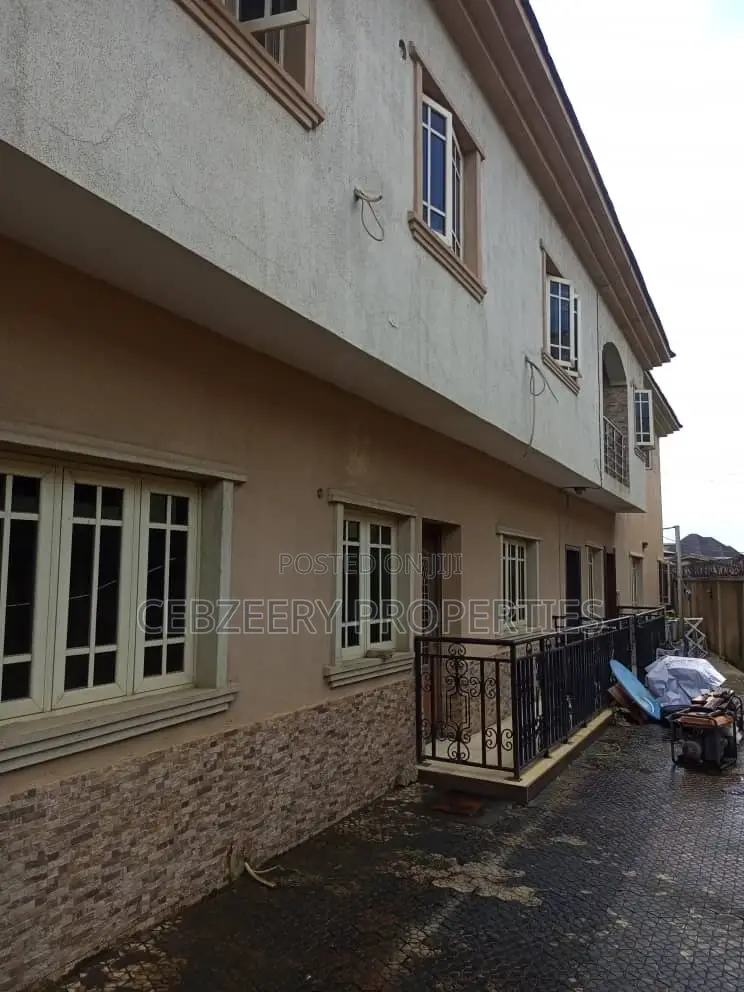 10bdrm Block of Flats in Berger for sale in Berger