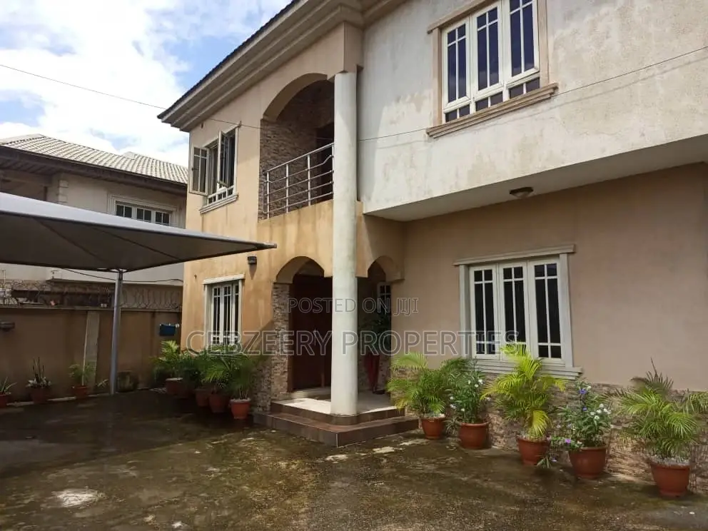 10bdrm Block of Flats in Berger for sale in Berger
