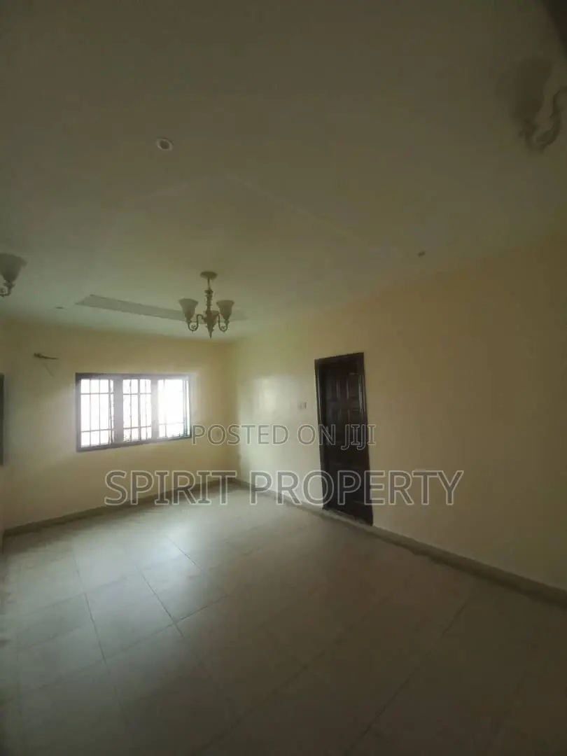 6bdrm Duplex in Magodo Gra for rent in Magodo