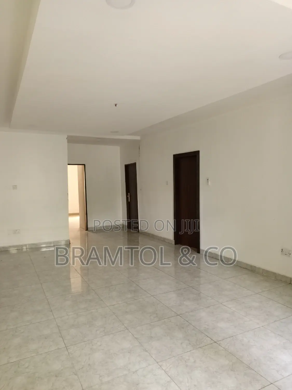 3bdrm Block of Flats in Wuse 2 for rent in Wuse 2
