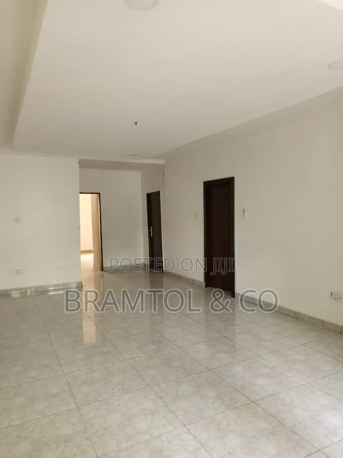 3bdrm Block of Flats in Wuse 2 for rent in Wuse 2