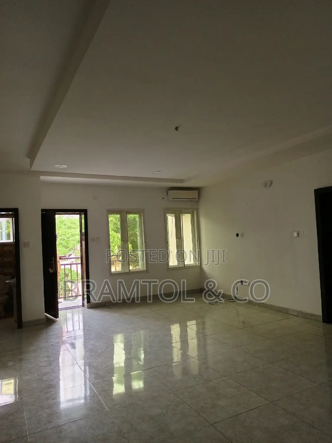 3bdrm Block of Flats in Wuse 2 for rent in Wuse 2