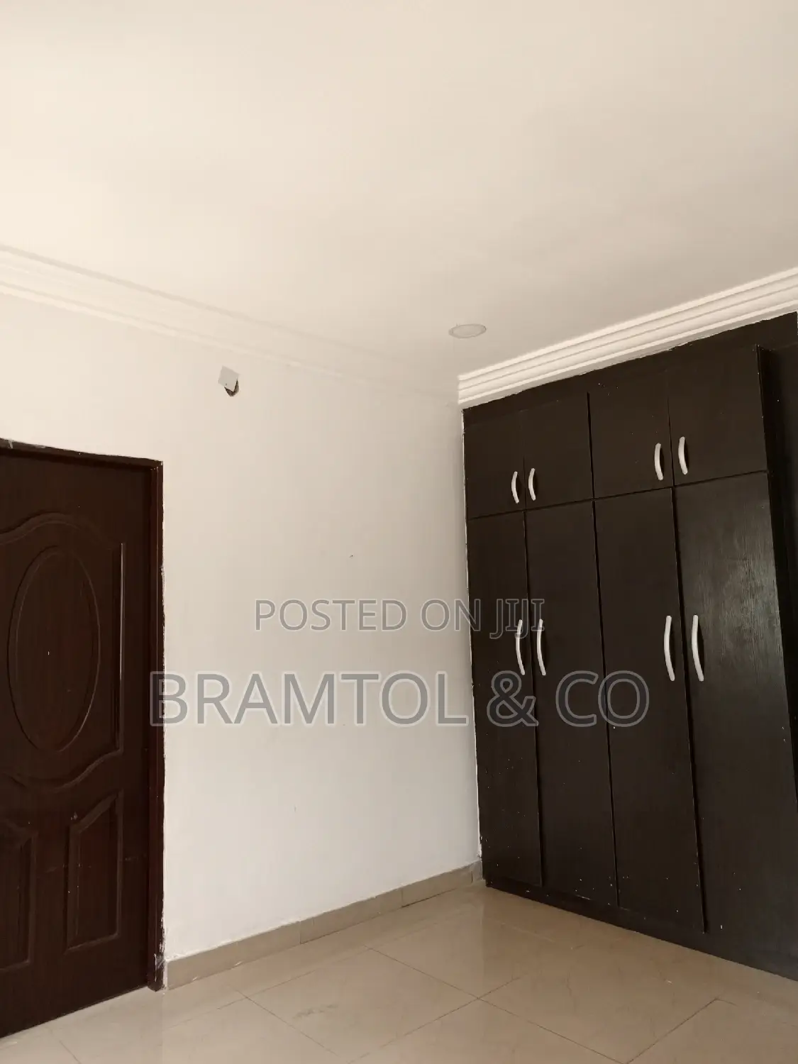 3bdrm Block of Flats in Wuse 2 for rent in Wuse 2