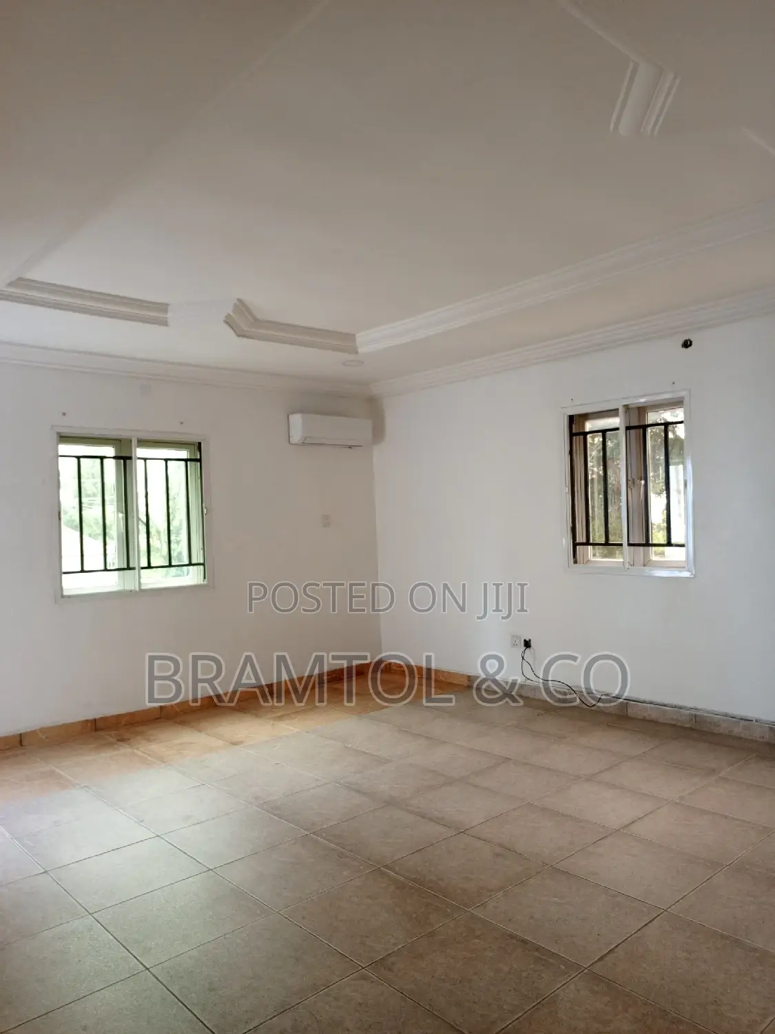 3bedroom Serviced Flats for Residence, Office or Airbnb in Wuse 2