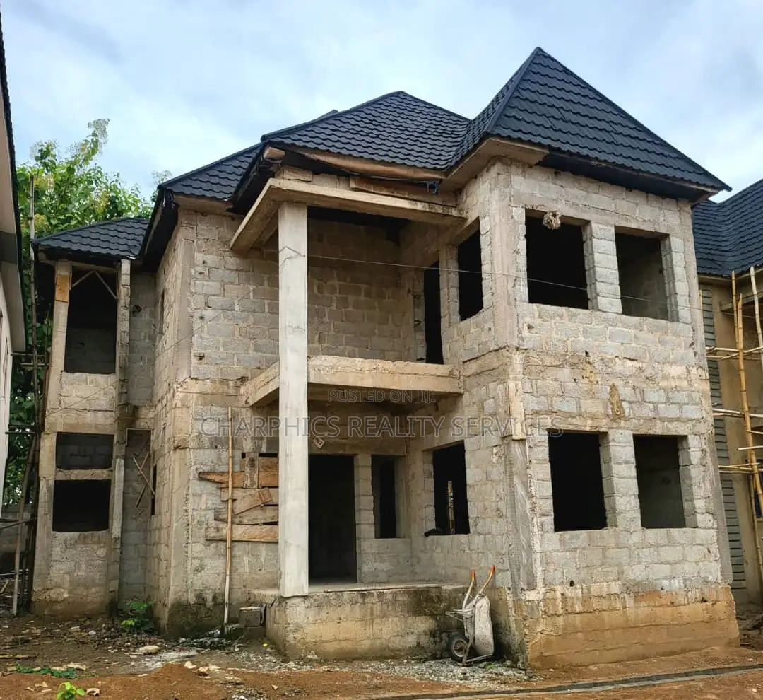 4bdrm Duplex in Durumi for sale in Durumi