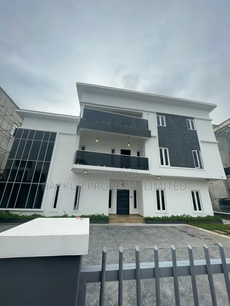 6bdrm Duplex in Victory Estate, Osapa london for sale in Osapa london