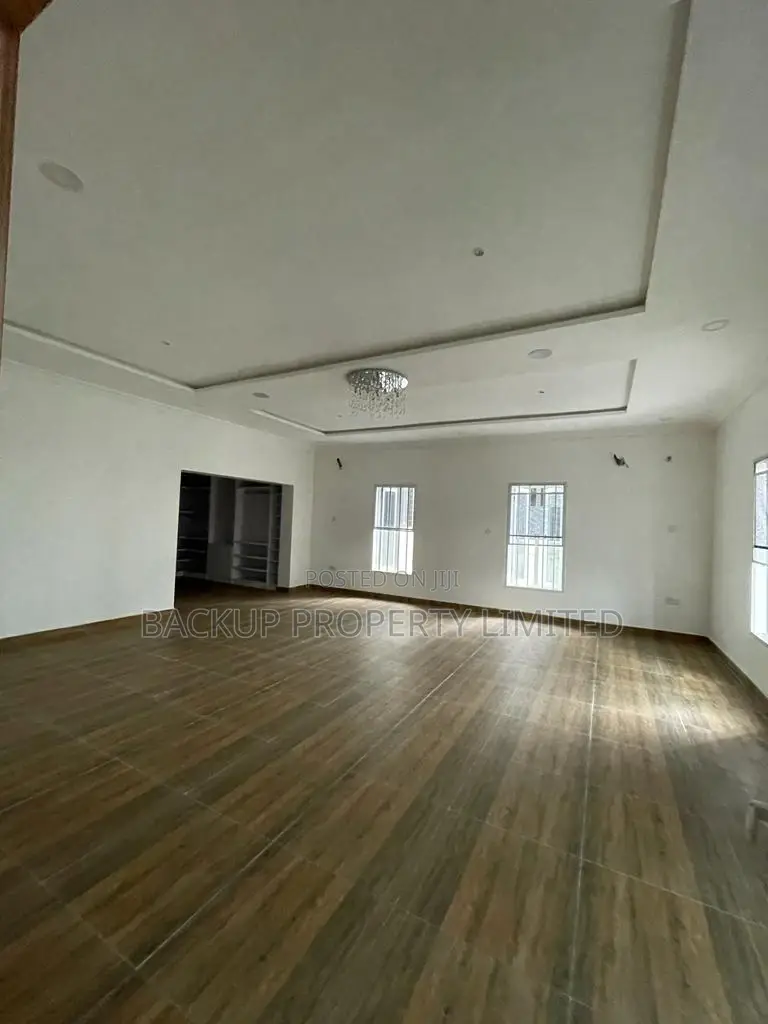 6bdrm Duplex in Victory Estate, Osapa london for sale in Osapa london