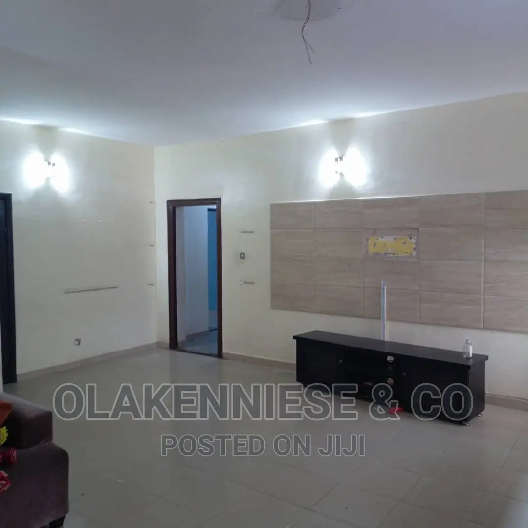 4bdrm Block of Flats in Bodethomas for rent in Bode Thomas