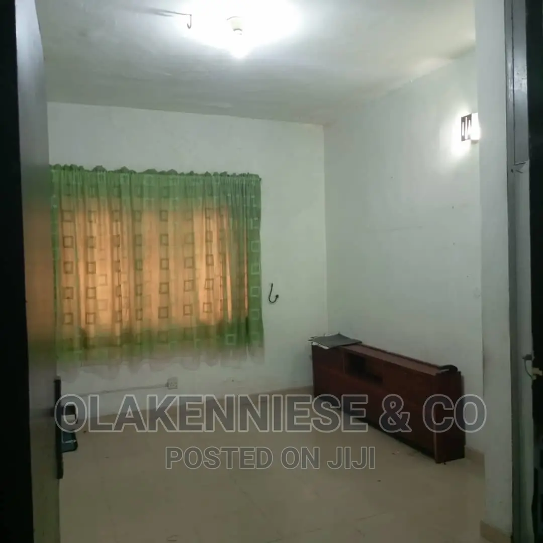 4bdrm Block of Flats in Bodethomas for rent in Bode Thomas