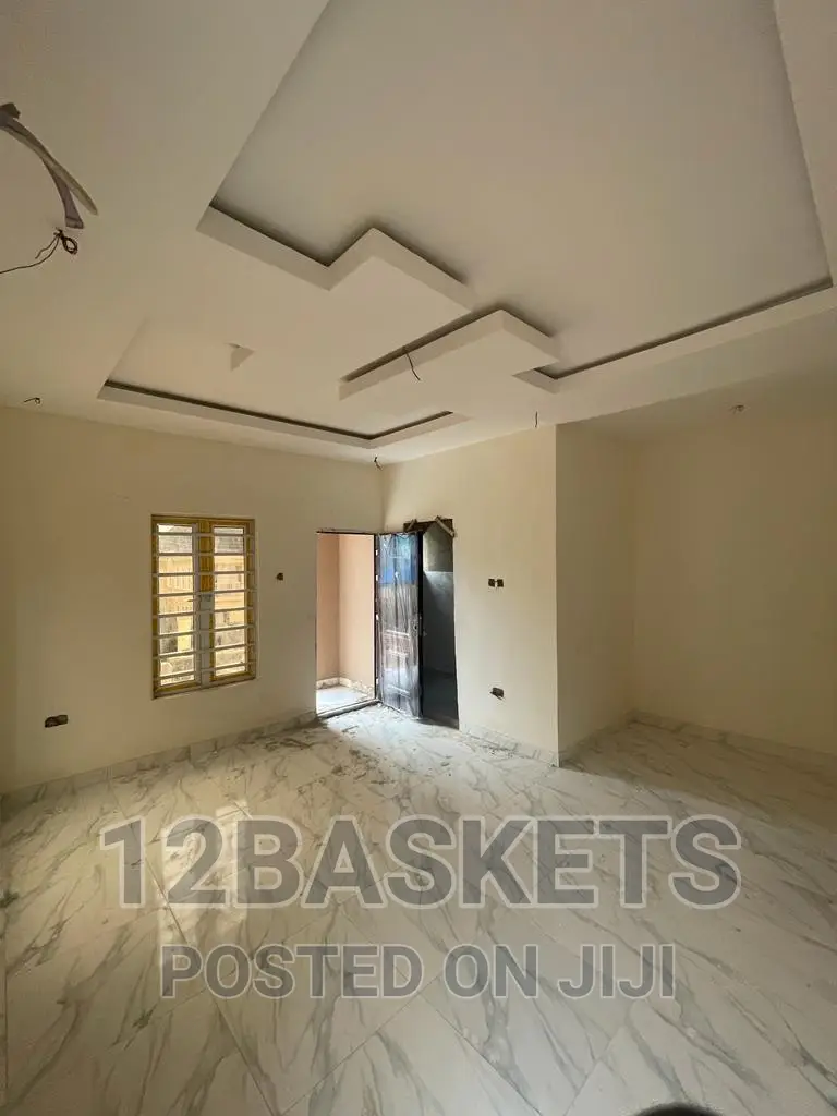 Furnished 4bdrm Duplex in Magodo Phase 1 for sale in Magodo Isheri