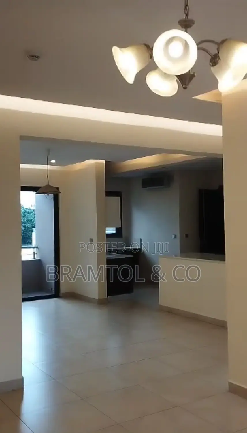3bdrm Block of Flats in With Pool &  Gym, Maitama for rent in Maitama