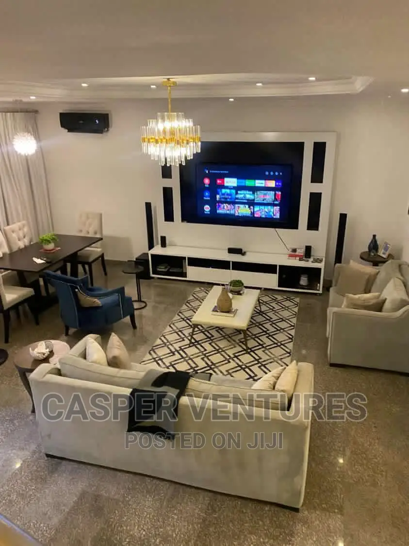 Furnished 4bdrm Townhouse / Terrace in Agungi for rent in Agungi