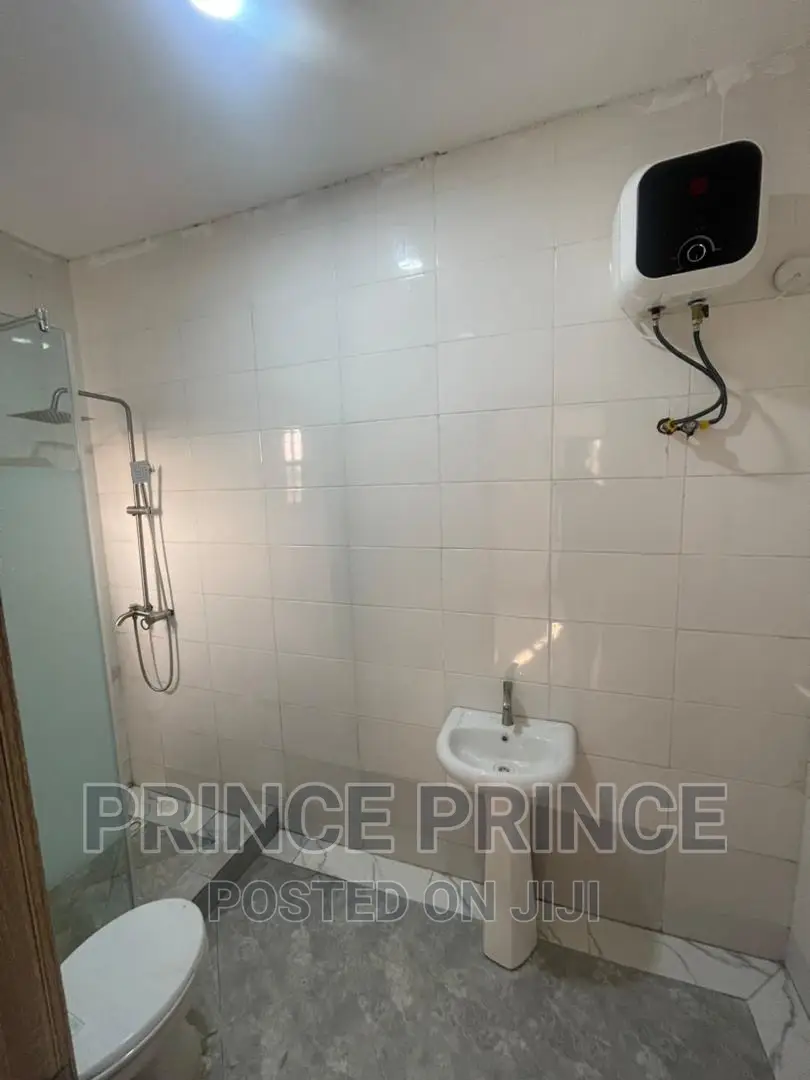 Furnished 2bdrm Block of Flats in Surulere for rent in Surulere