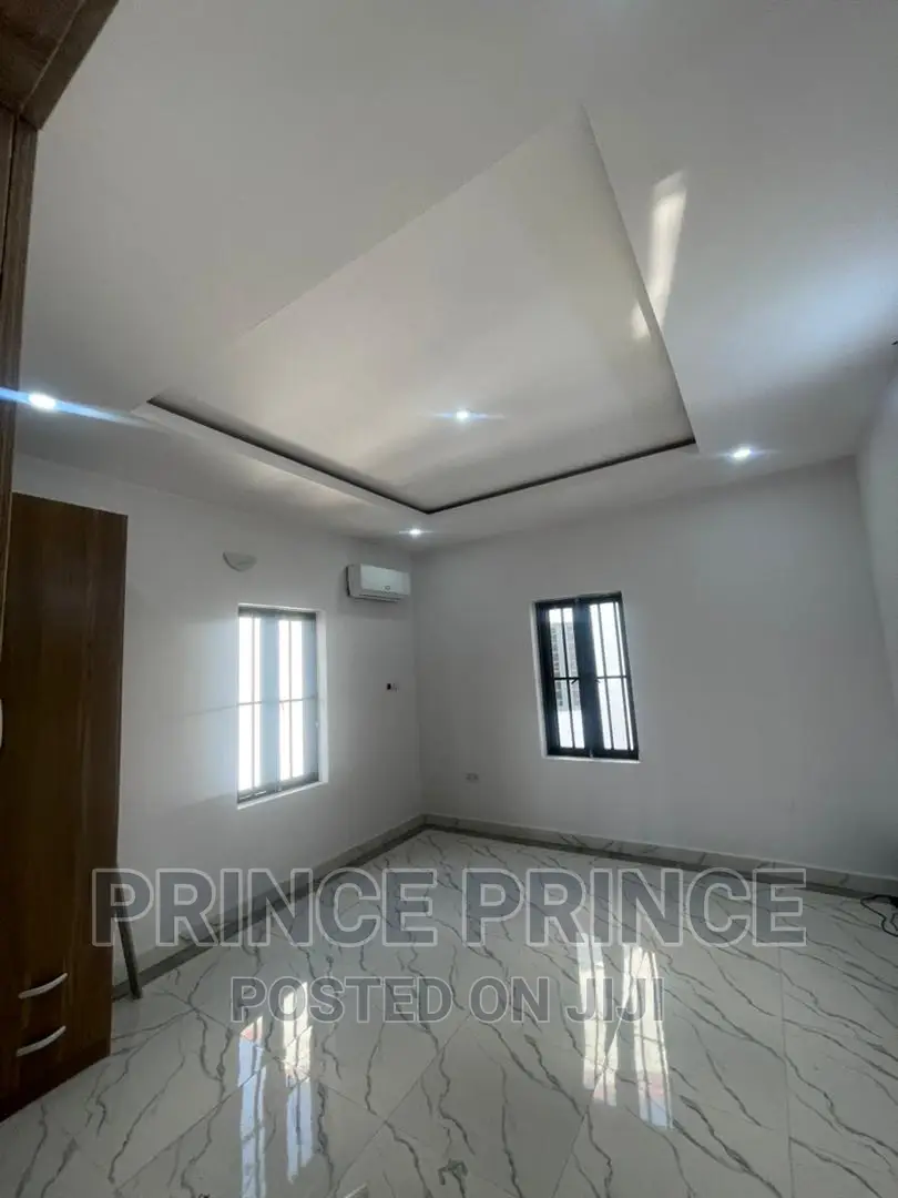 Furnished 2bdrm Block of Flats in Surulere for rent in Surulere