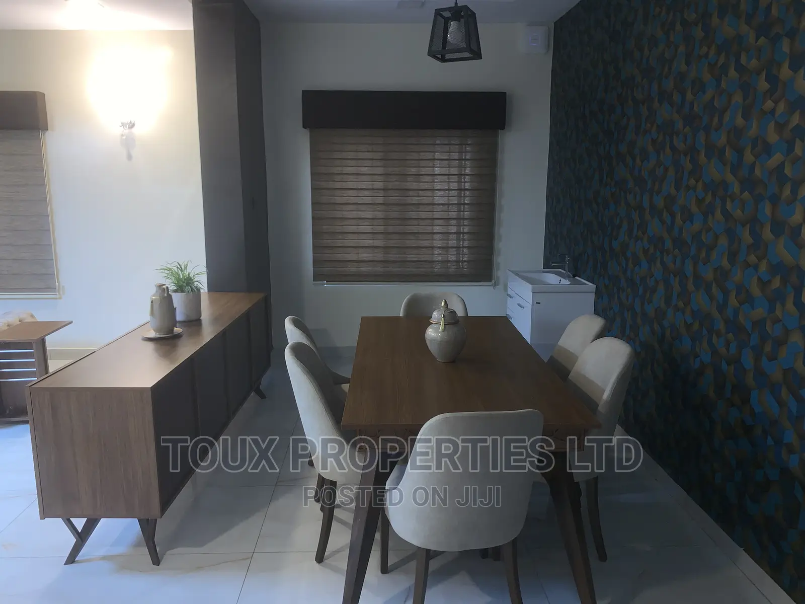 2 Bedroom Luxury Apartment With a Pool Side in Durumi Abuja. in Durumi