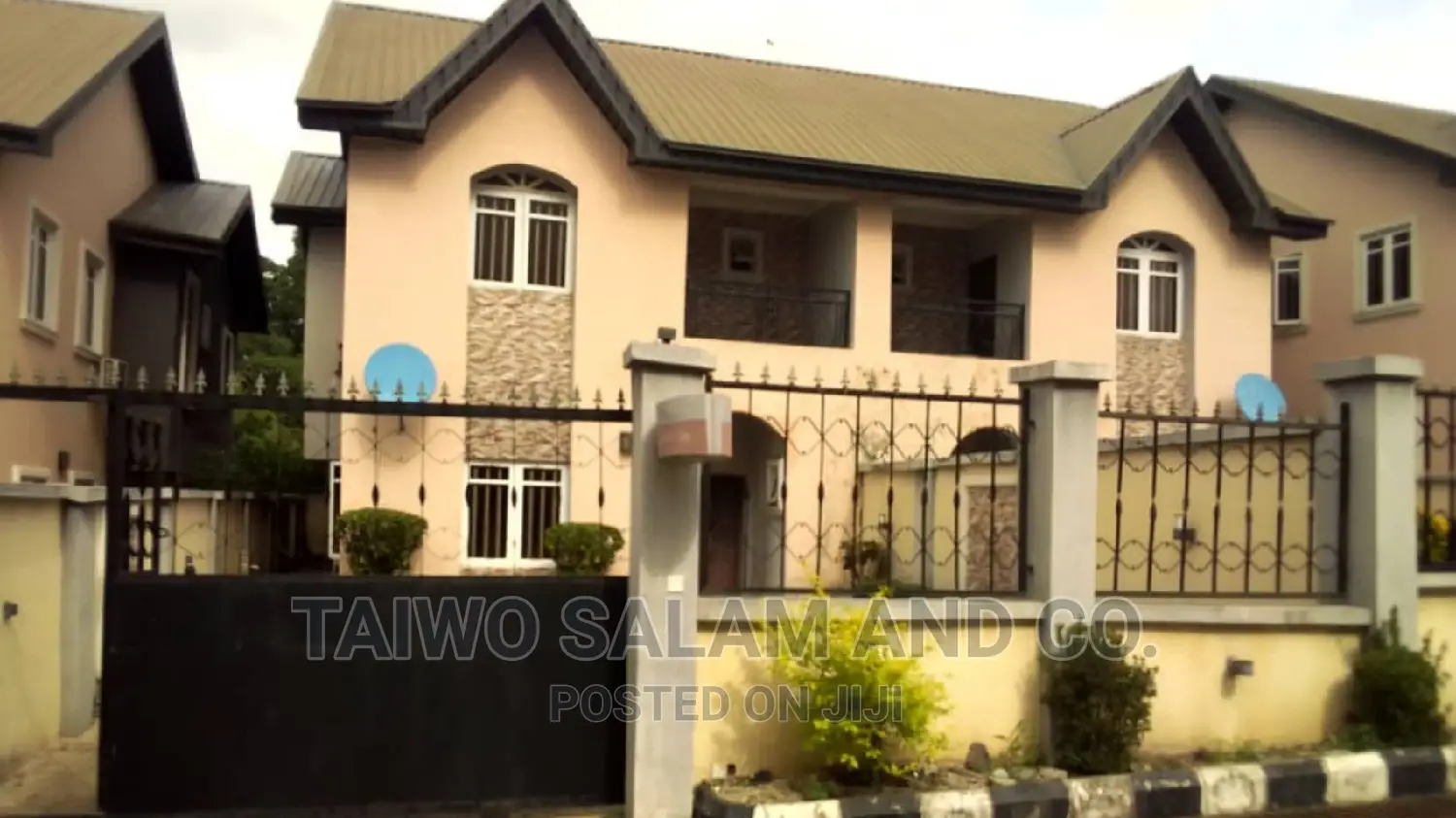 Furnished 4bdrm Block of Flats in Jericho Gra for sale in Jericho