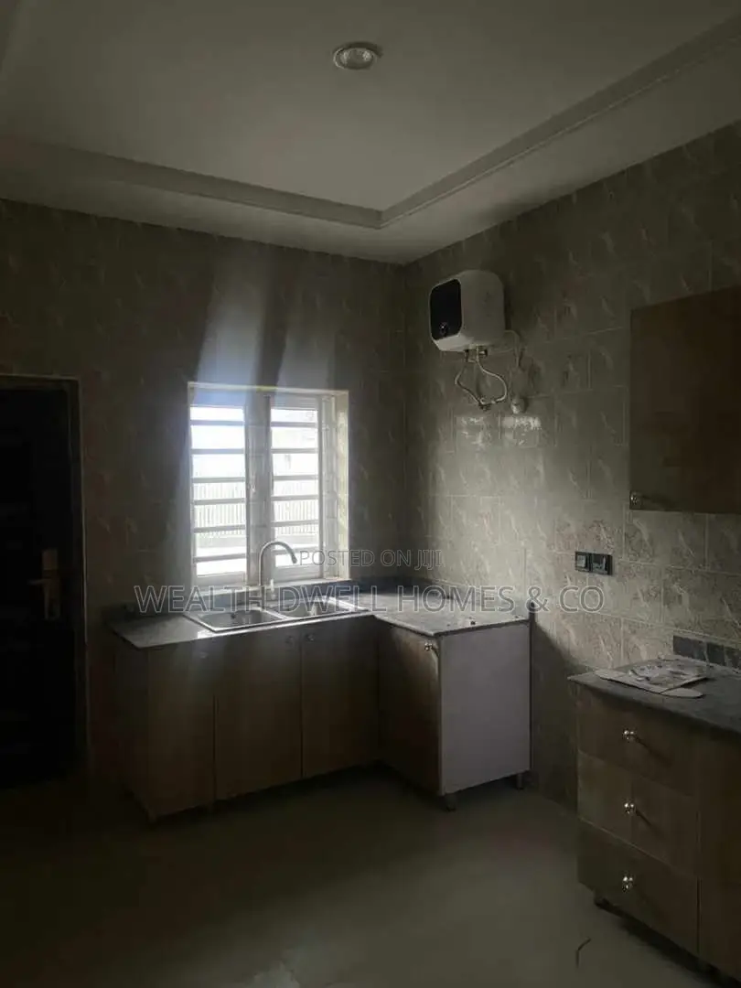 Furnished 2bdrm Apartment in Alagbaka, Akure for rent in Akure