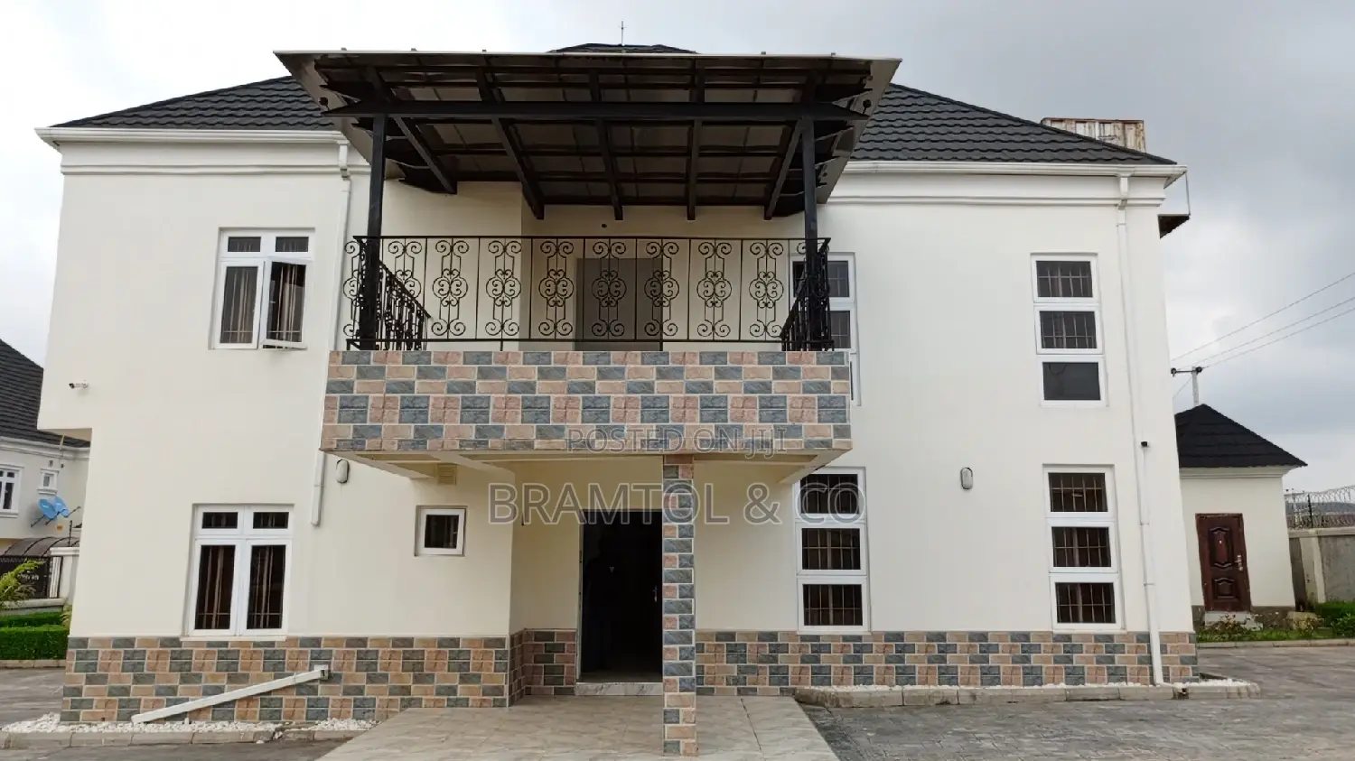 4bdrm Duplex in Asokoro for rent in Asokoro