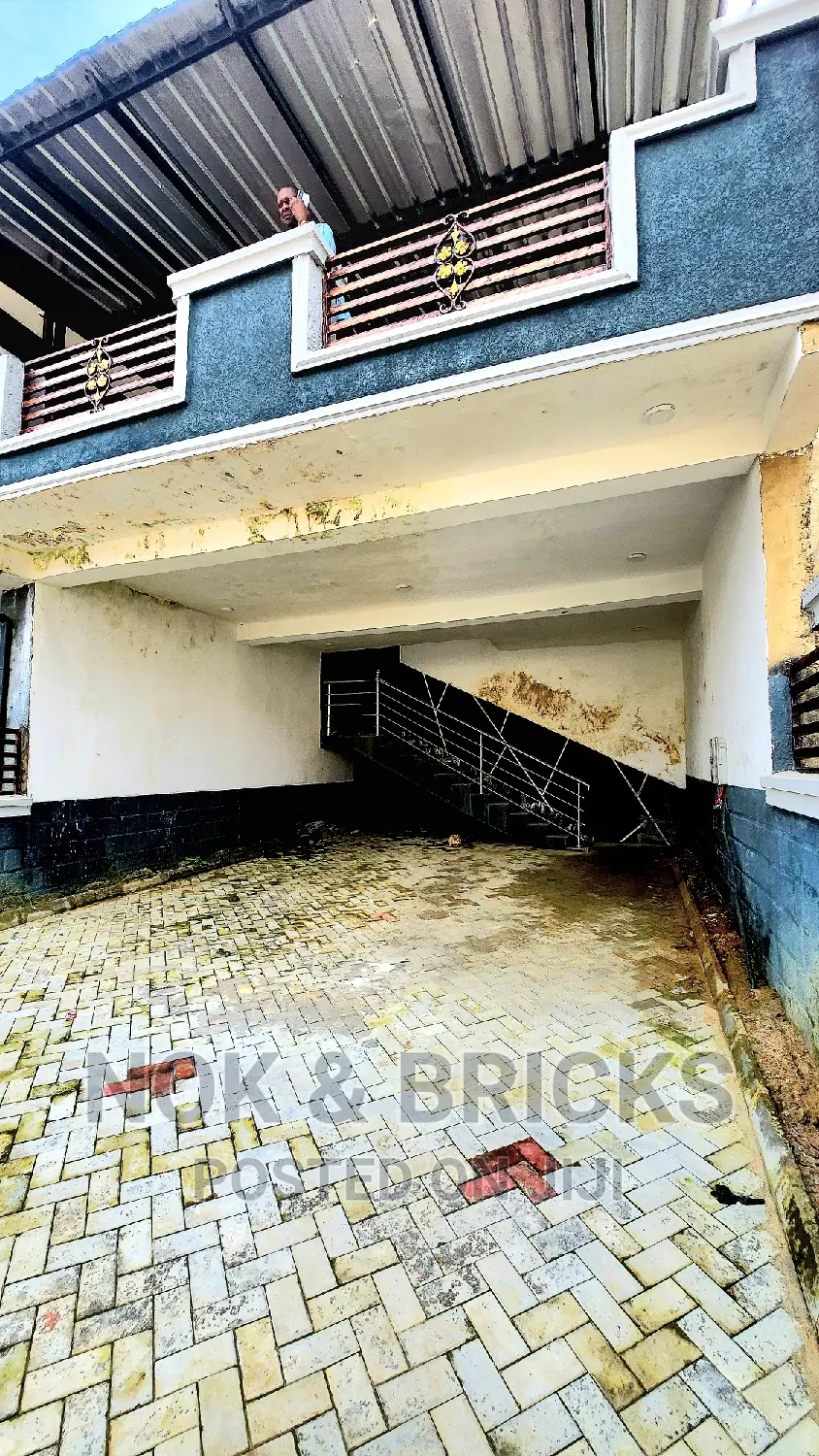 3bdrm Duplex in Naf Valley, Asokoro for sale in Asokoro