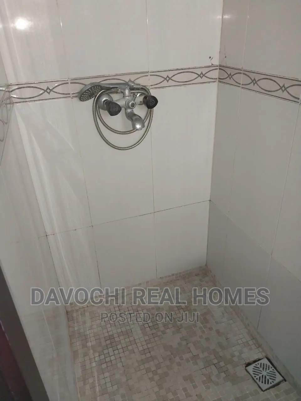 2bdrm Apartment in Ikota Villa Estate for rent in Ikota