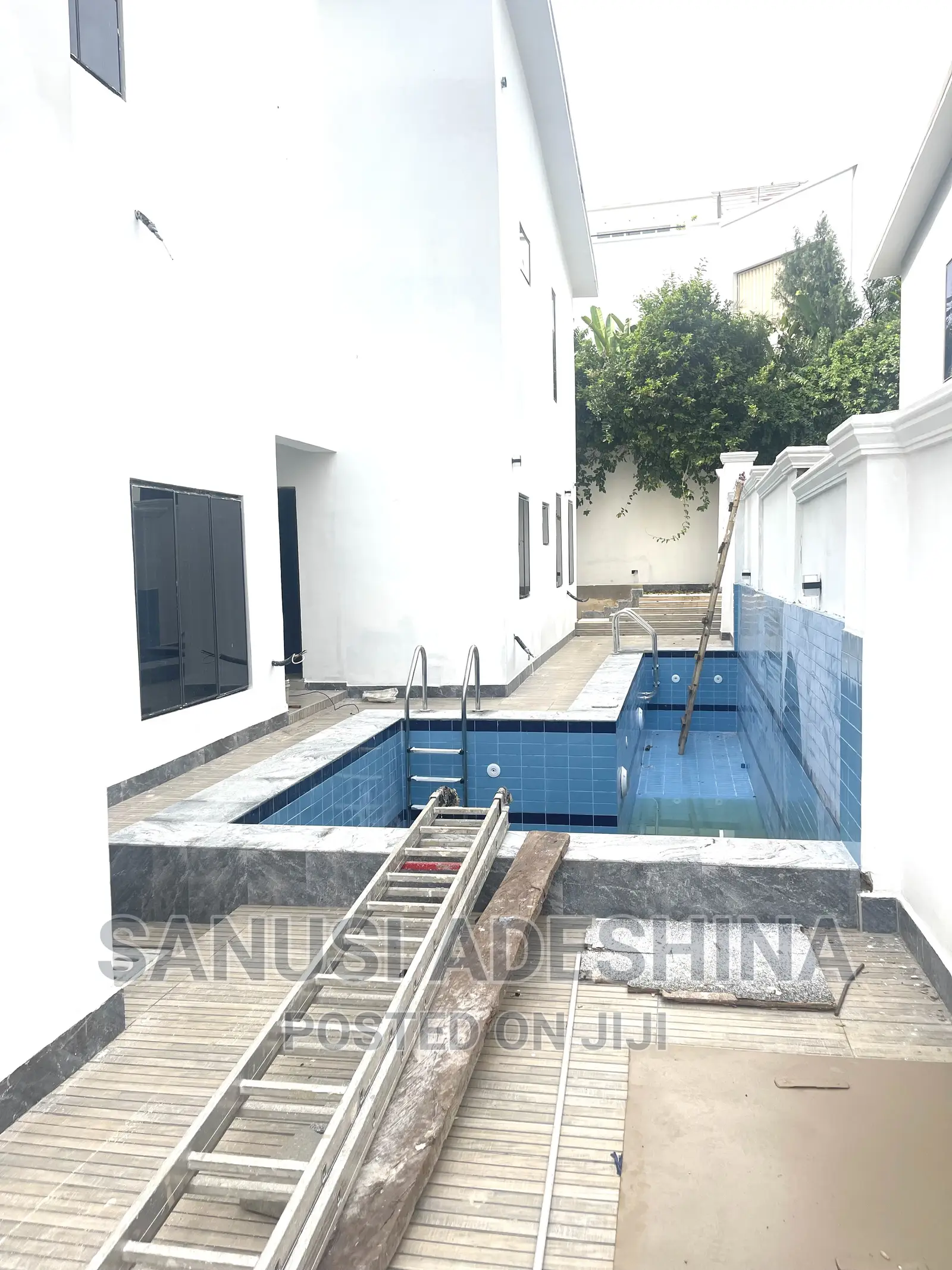 5bdrm Duplex in Guzape Abuja for sale in Guzape District