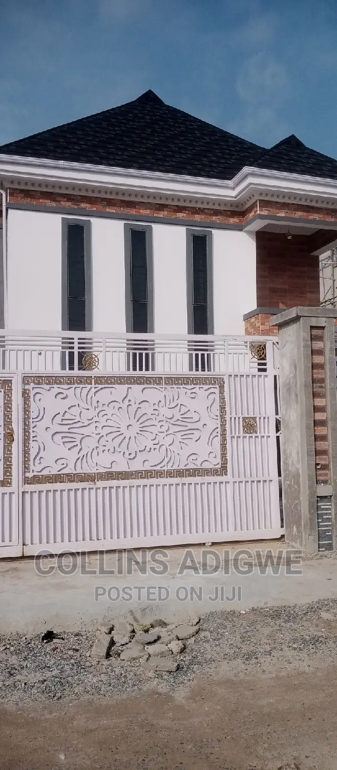 4bdrm Duplex in Meadow Estate, for sale in Lagos State
