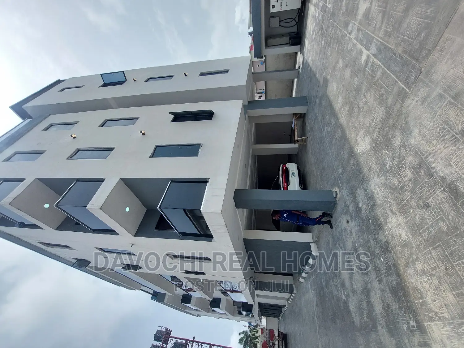 3bdrm Apartment in Ikate Lekki for rent in Lekki