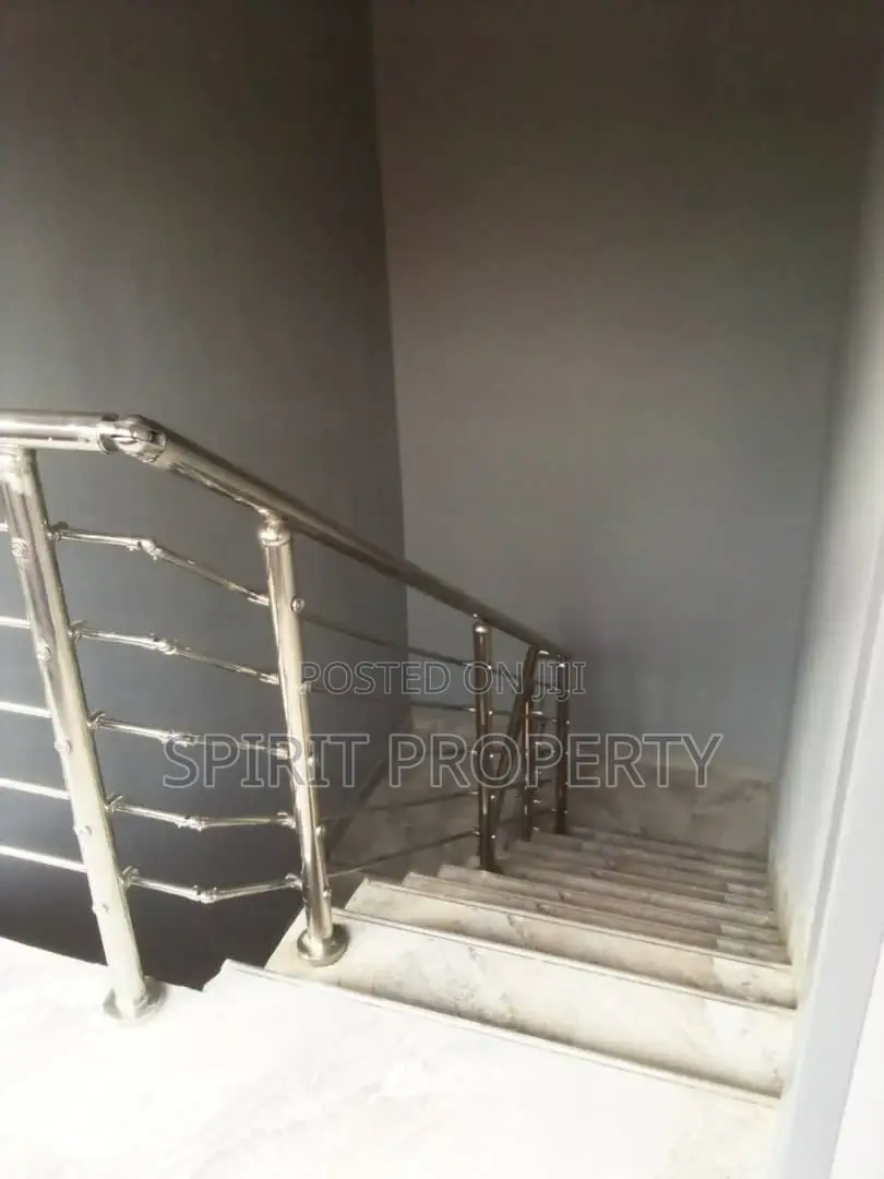 2bdrm Apartment in Gra Ikosi for rent in GRA Phase 2 Shangisha