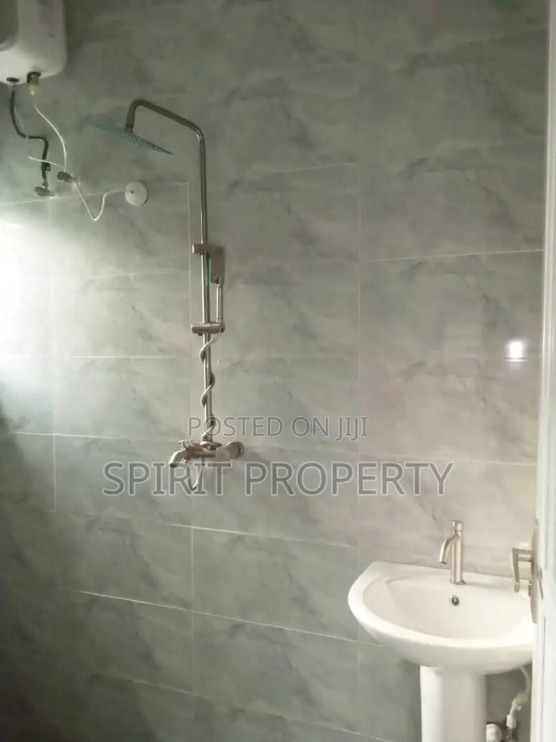 2bdrm Apartment in Gra Ikosi for rent in GRA Phase 2 Shangisha