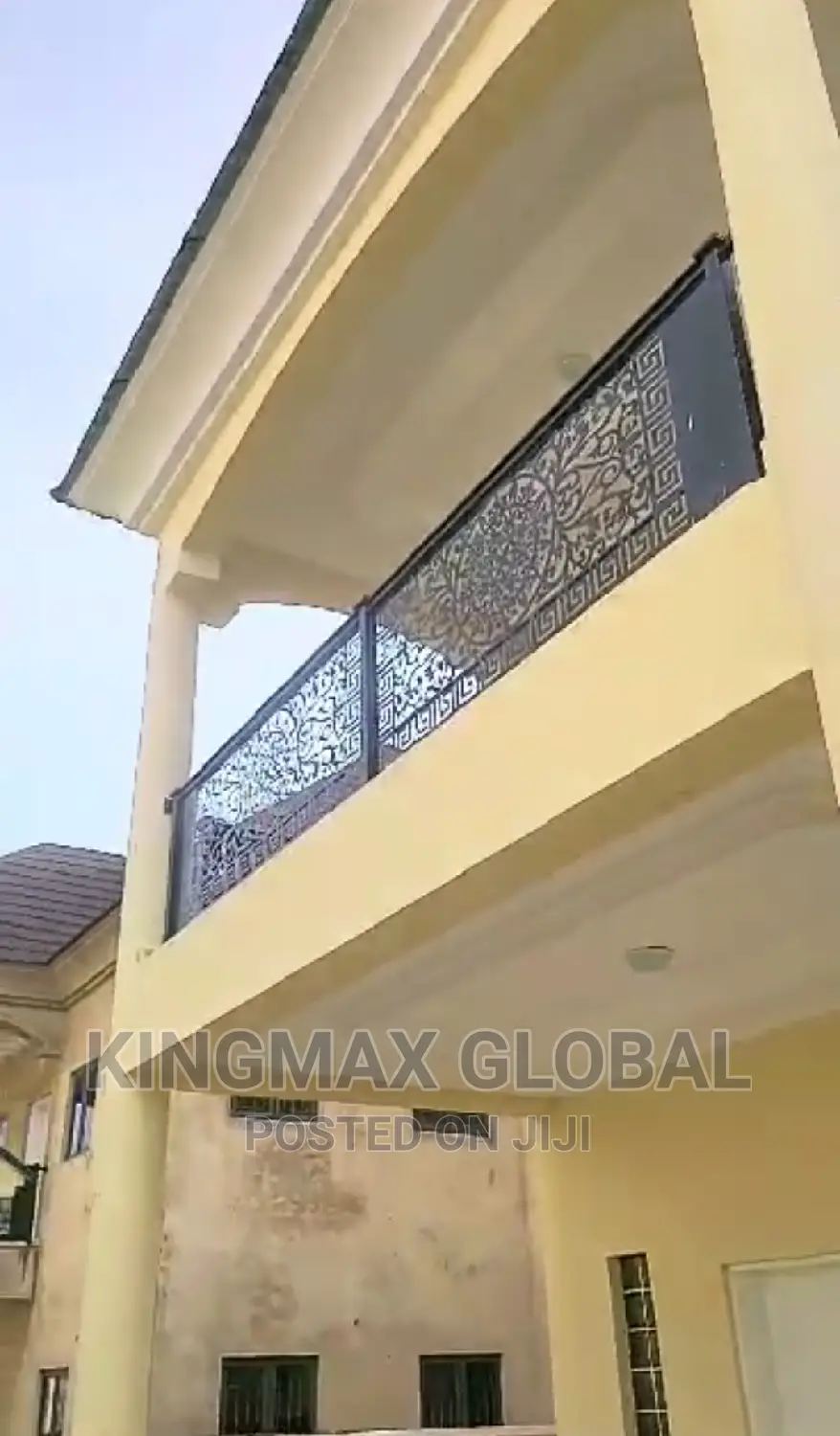 5bdrm Duplex in Life Camp for sale in Life Camp
