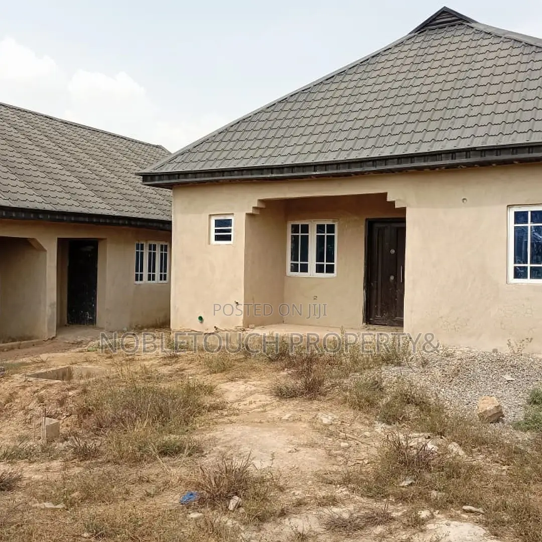2bdrm Bungalow in Ofada Ogun State, Sagamu for sale in Sagamu