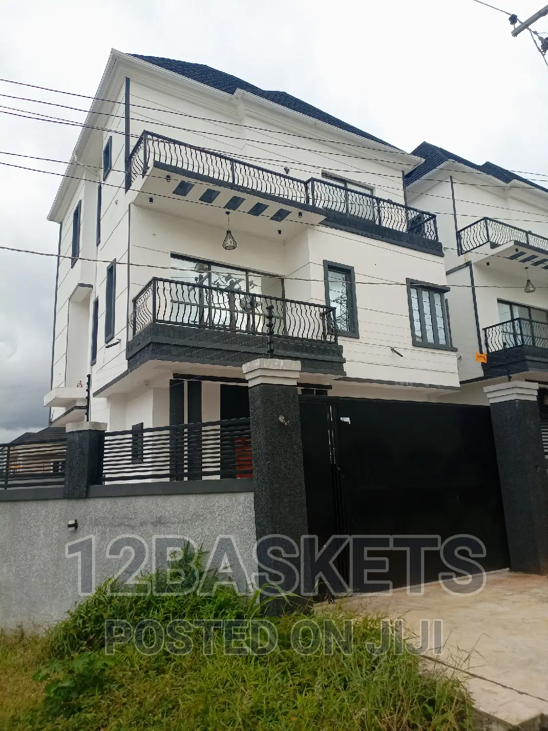 Furnished 4bdrm Duplex in Magodo Phase 1 for sale in Magodo Isheri