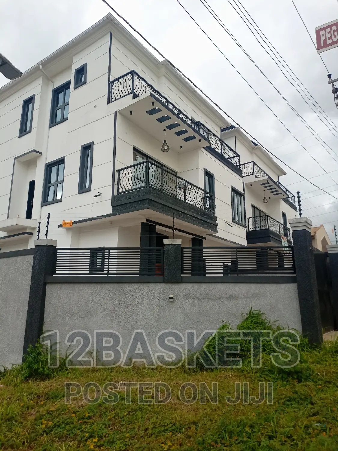 Furnished 4bdrm Duplex in Magodo Phase 1 for sale in Magodo Isheri